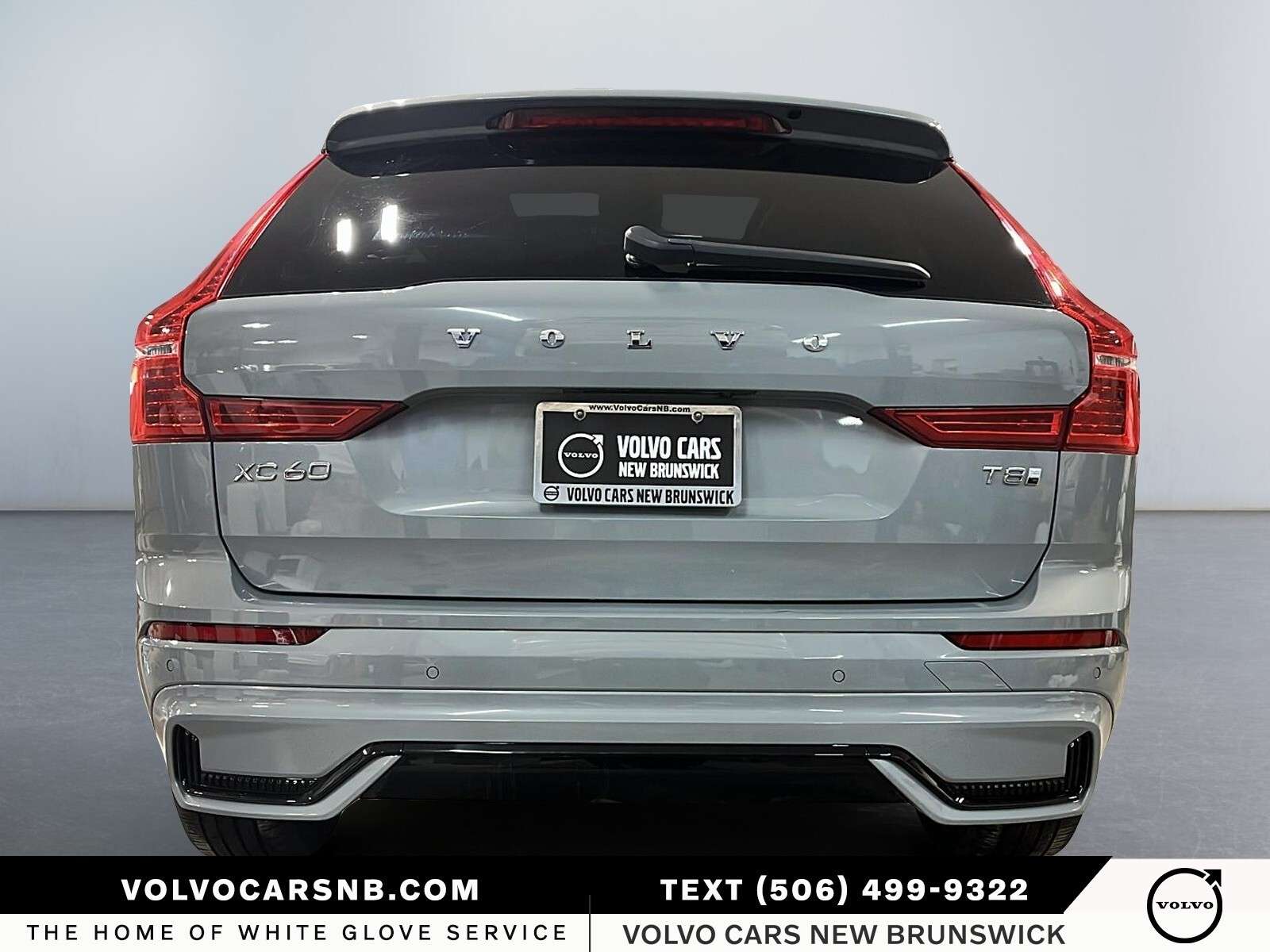2025 Volvo XC60 T8 Core Dark | Certified Pre Owned! | alt 3