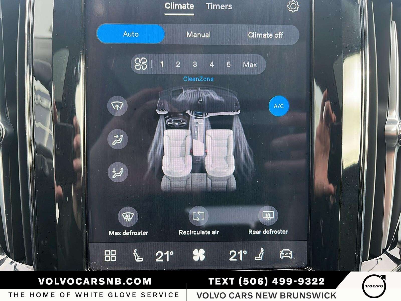 2025 Volvo XC60 T8 Core Dark | Certified Pre Owned! | thumb 11