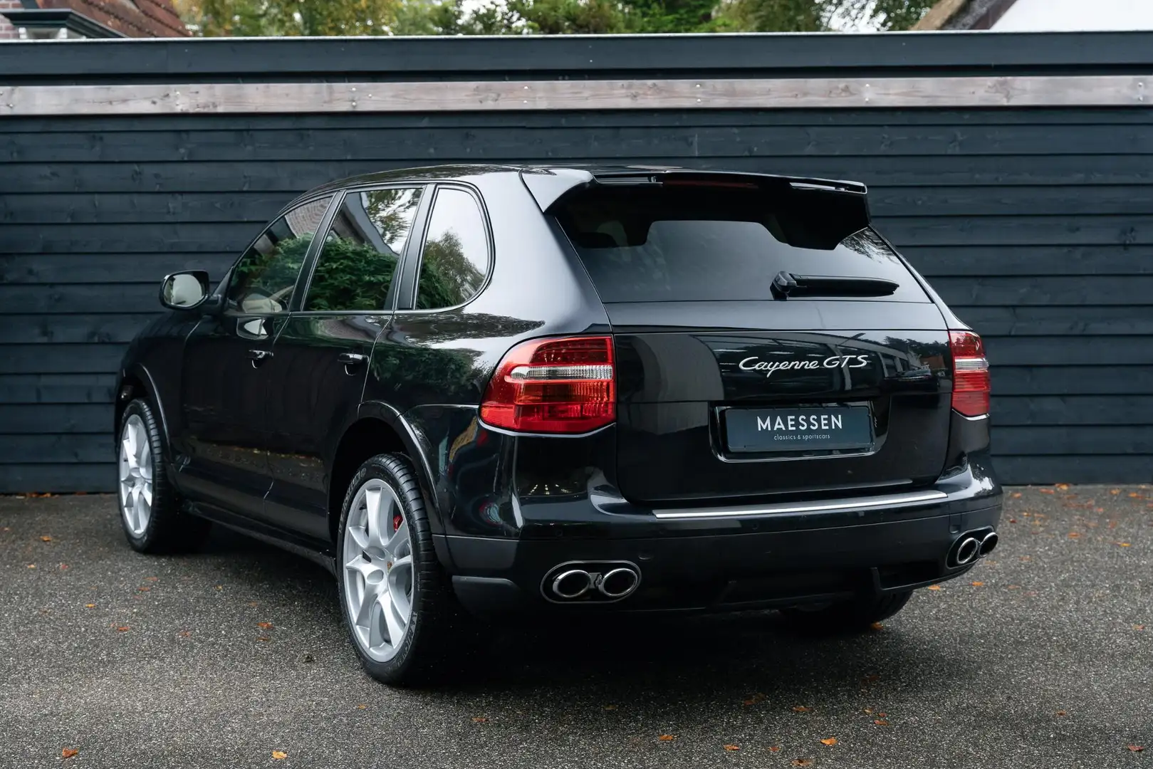 Porsche Cayenne 4.8 GTS Europees geleverd - PDCC - Porsche onderho Zwart - 2