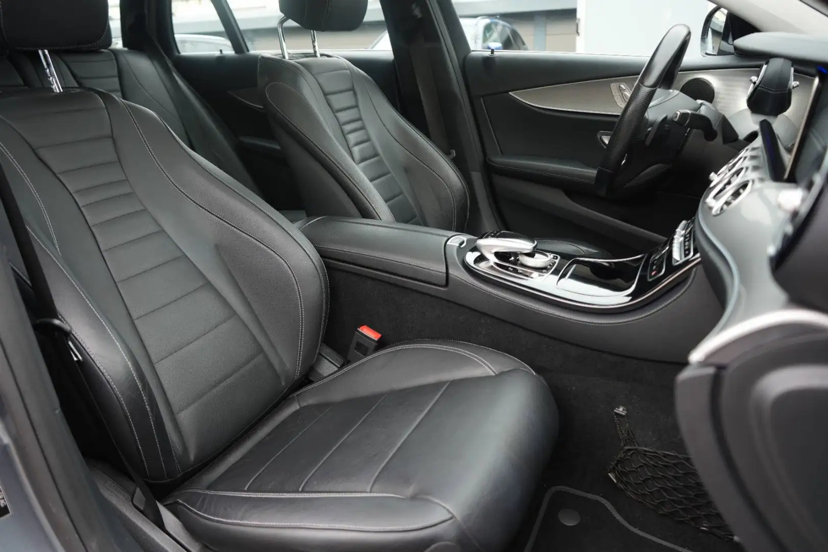 Mercedes-Benz E 400 T 4Matic AHK|GLASDACH|360°|MEMORY|STANDH. Grau - 2