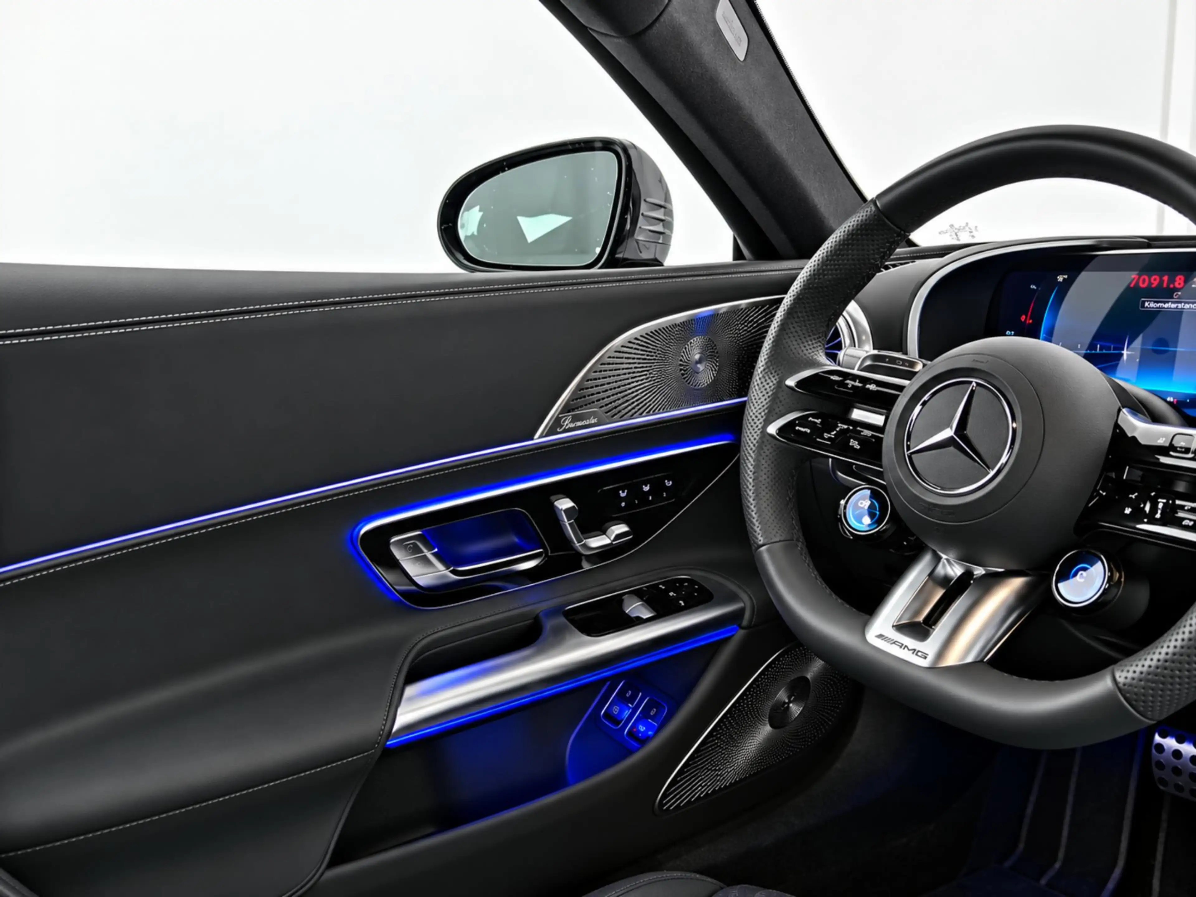 Mercedes-Benz AMG GT Coupé 63 S E Performance | MANUFAKTUR Interieurpak — photo 8