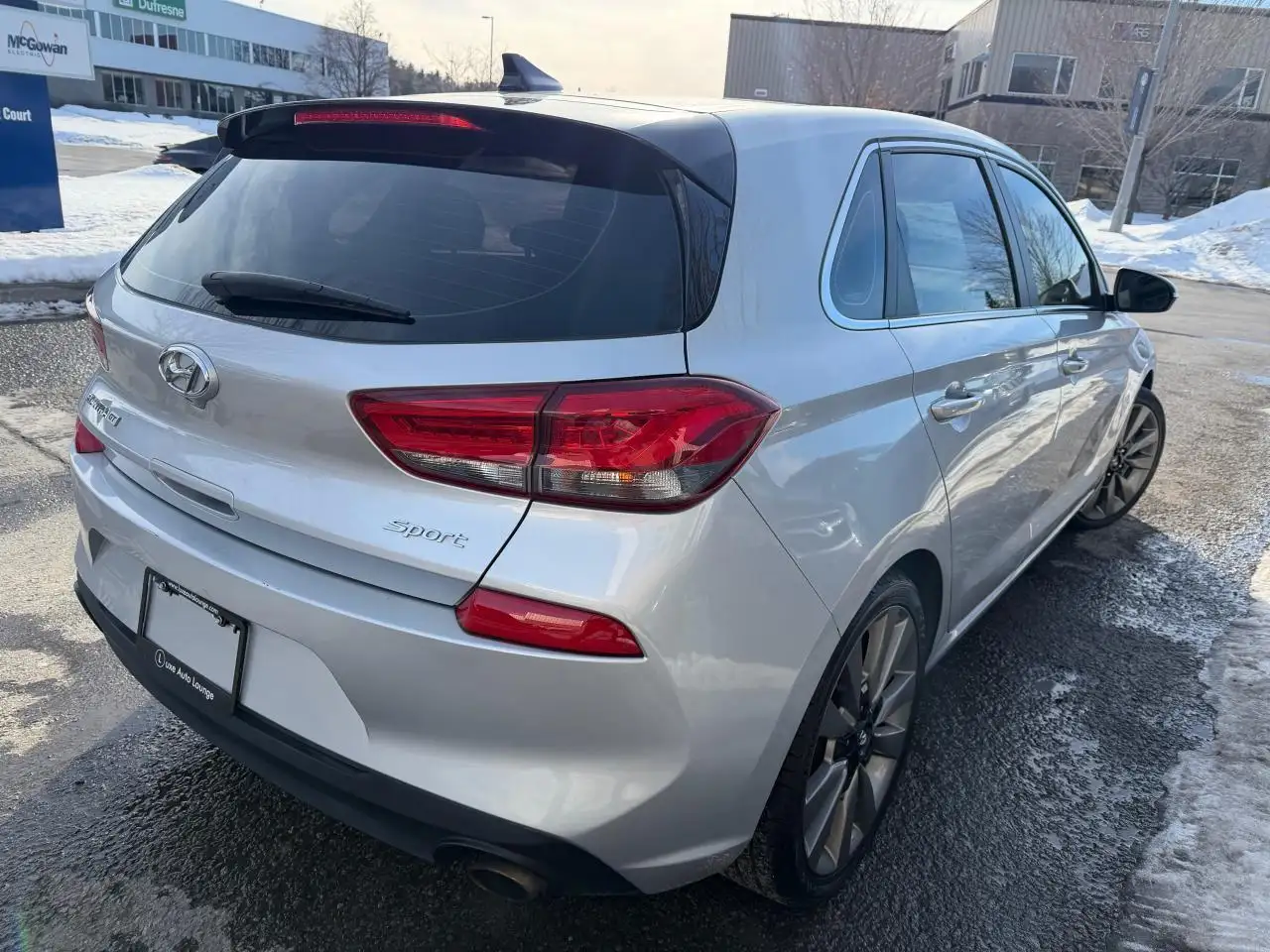 Hyundai ELANTRA снимка Hyundai ELANTRA