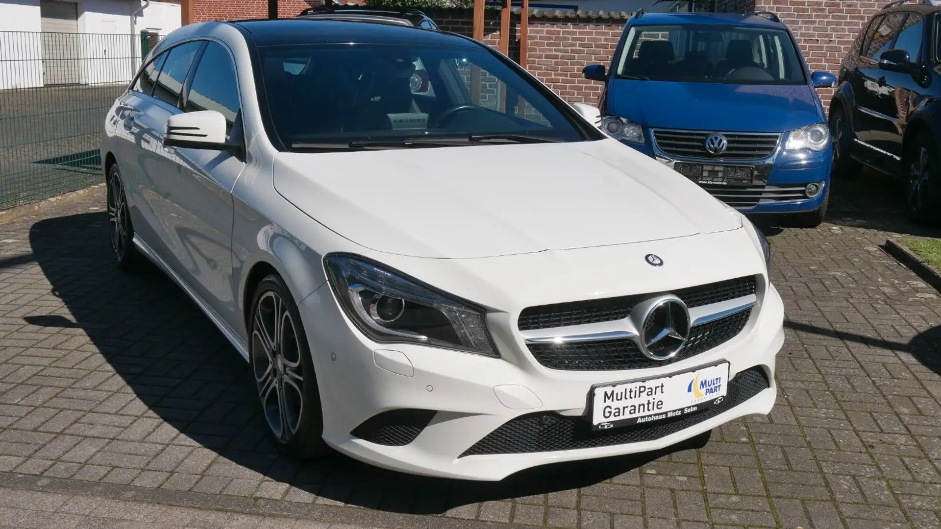 Mercedes-Benz CLA 180 CLA -Klasse Shooting Brake Bílá - 1