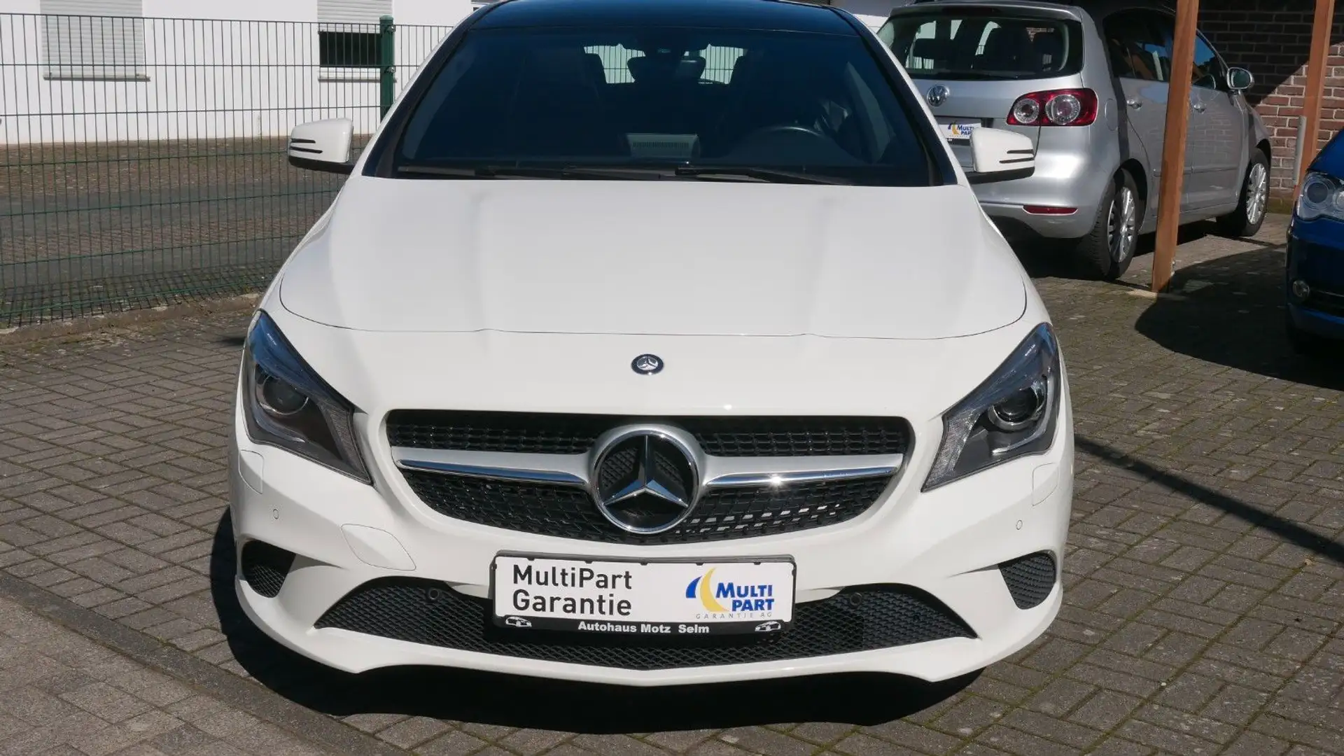 Mercedes-Benz CLA 180 CLA -Klasse Shooting Brake Bílá - 2