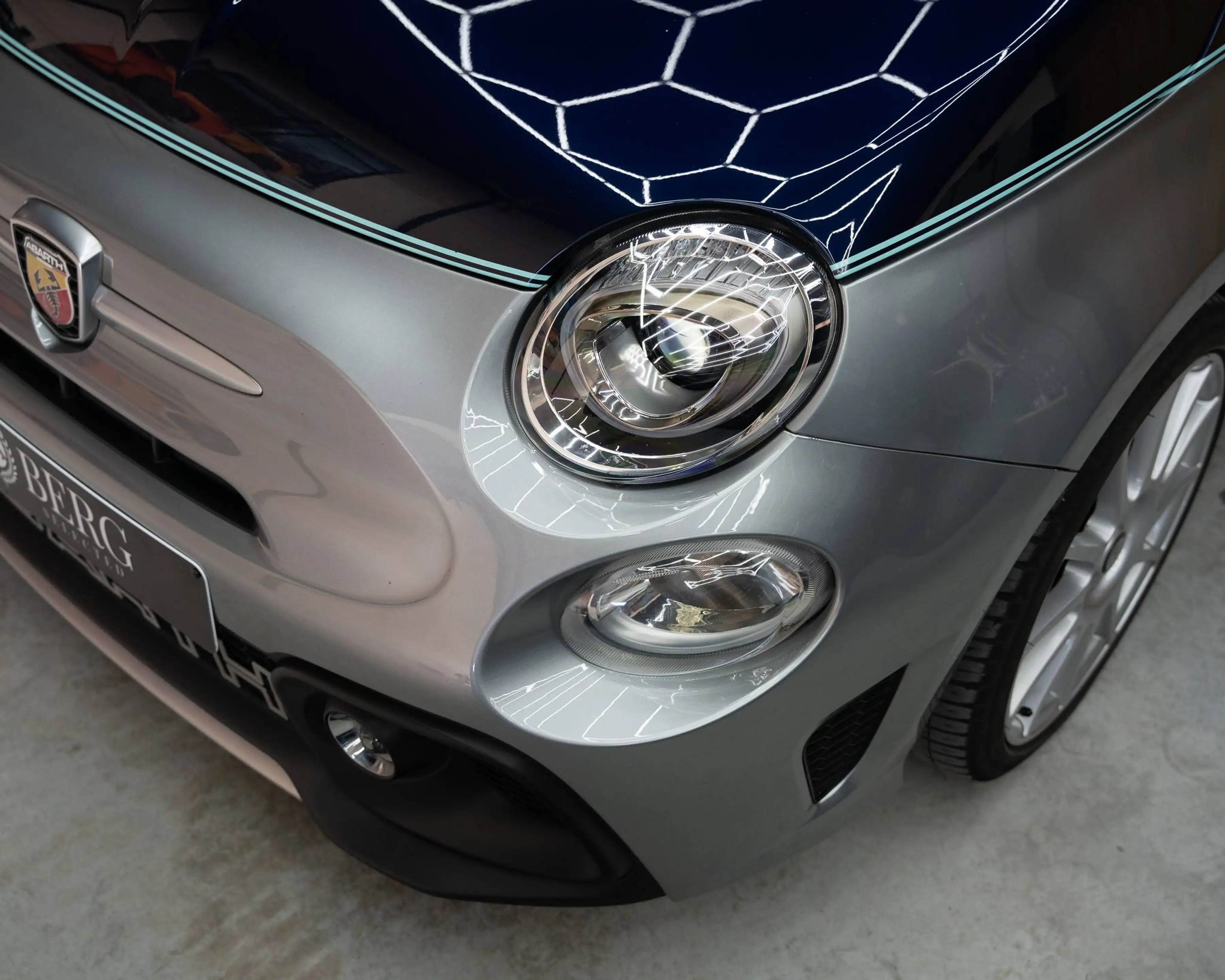 Abarth 695 Rivale | Pano | Coating | CarPlay | Wood Inlay | Akrapovic — photo 6
