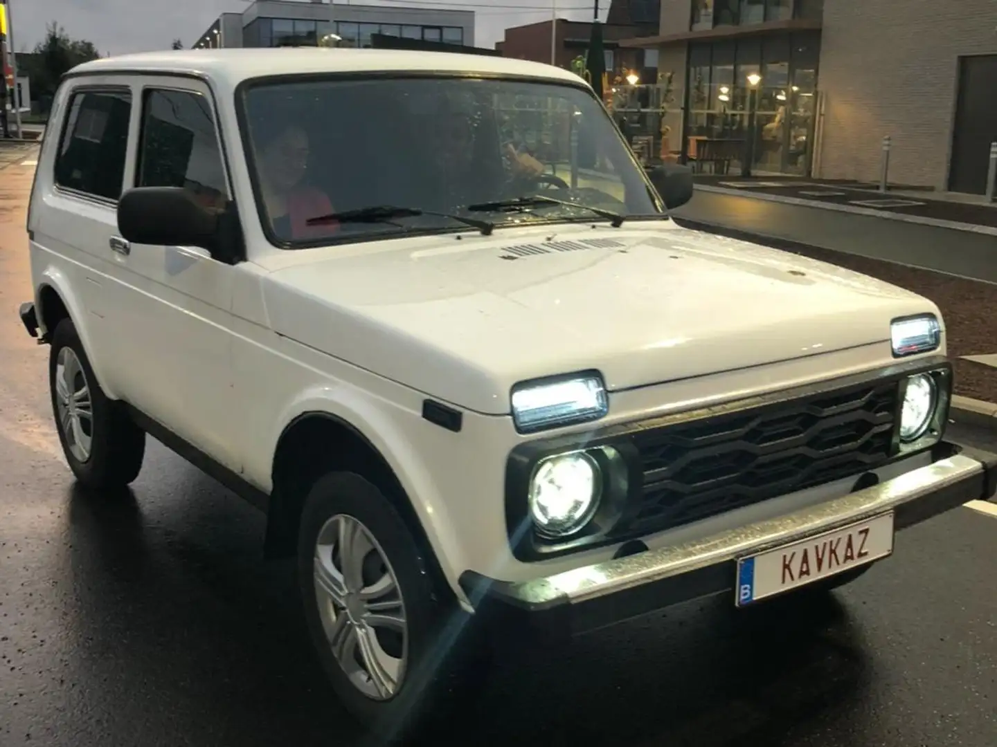 Lada Niva Niva 1.7i Bílá - 1
