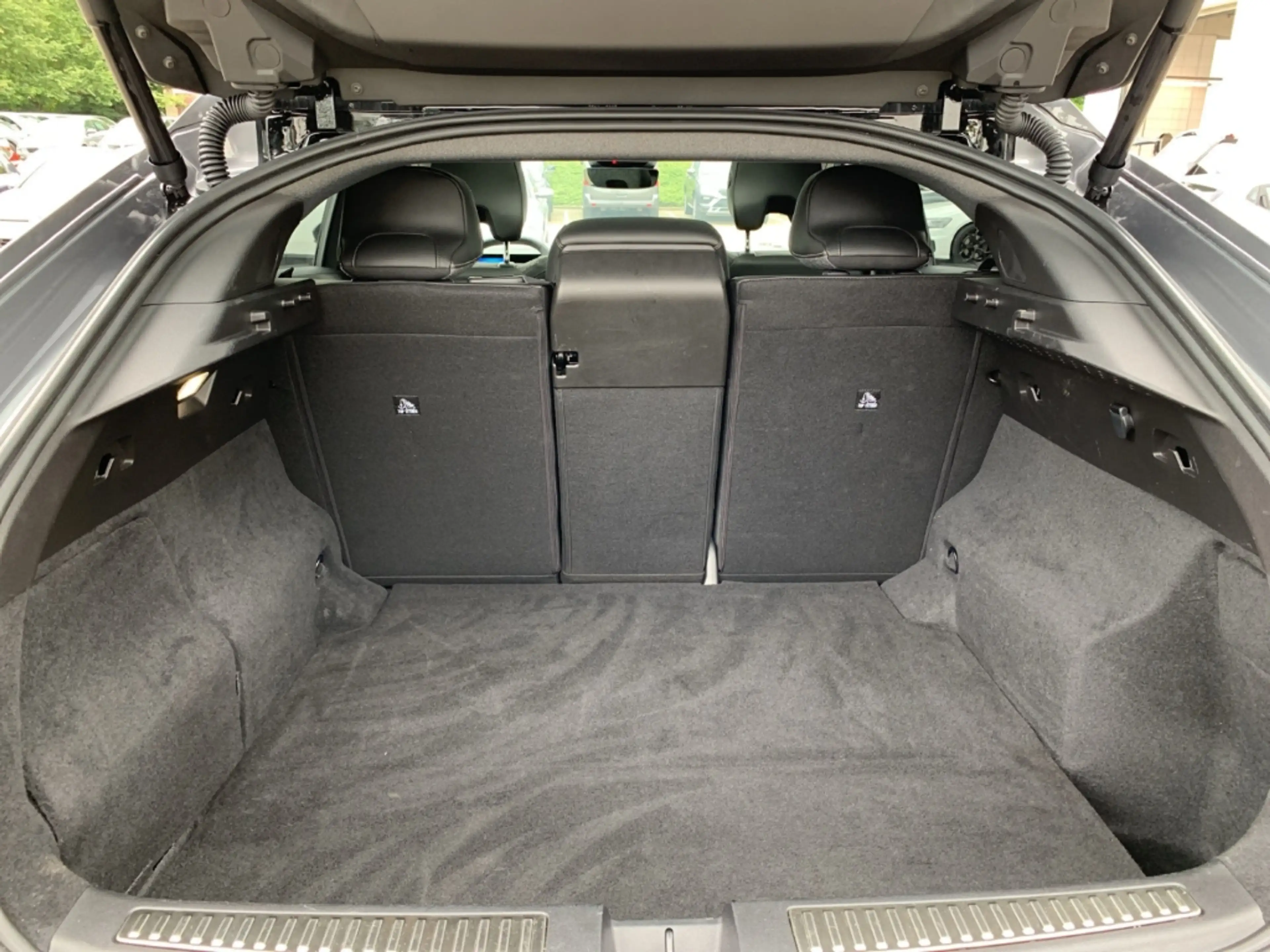 Renault Rafale TECHNO 200 Full Hybrid Techno LED+TEMP+KAM.+SHZ — photo 12