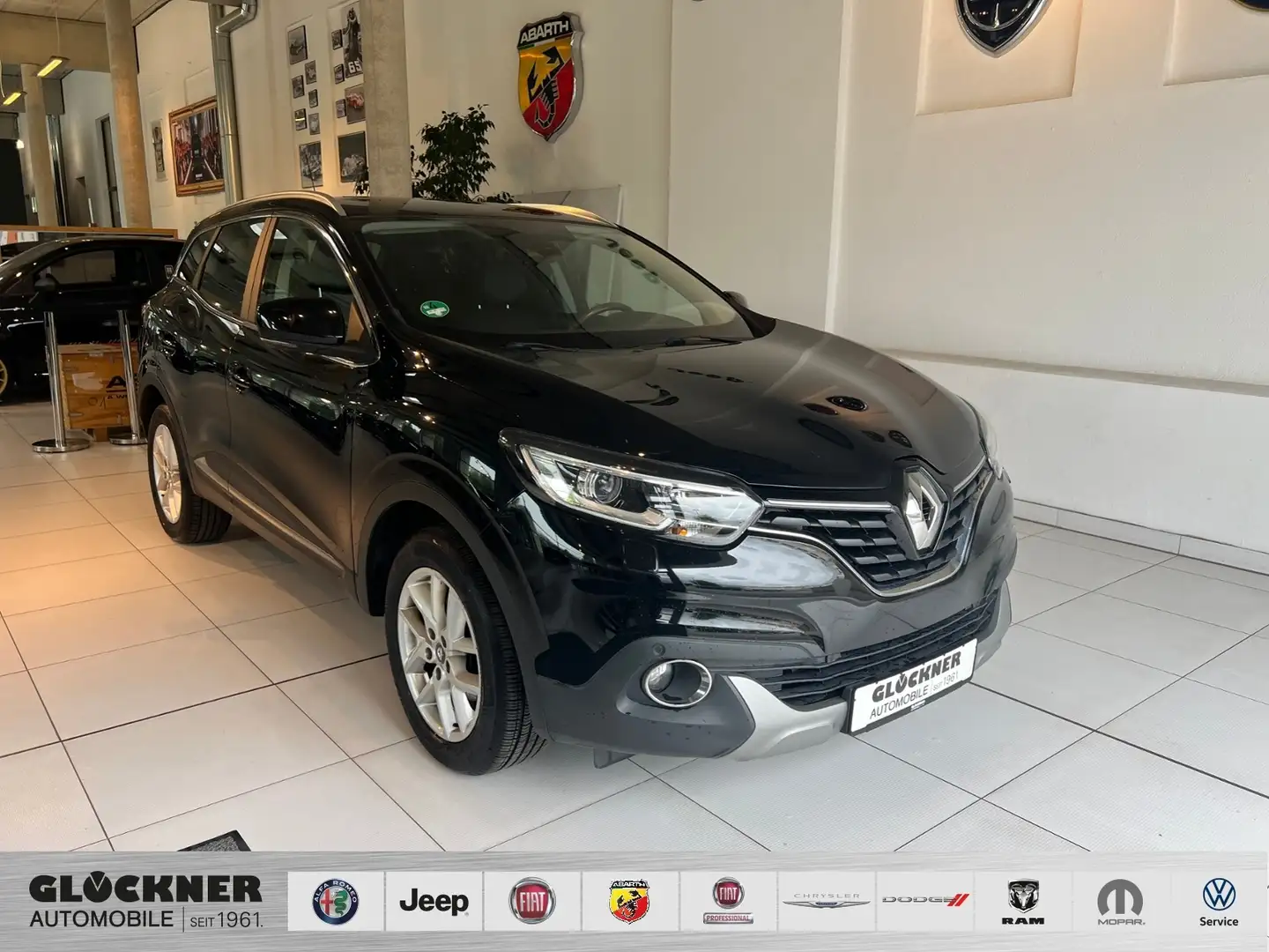 Renault Kadjar 1.2 TCe 130 Life ENERGY crna - 1