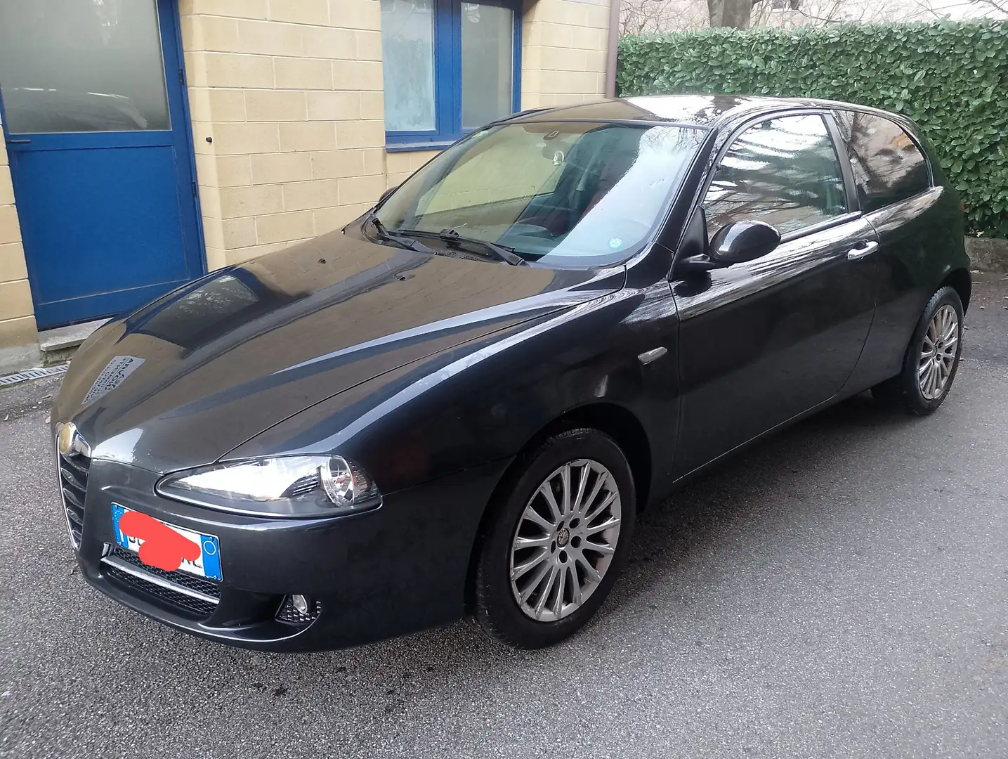 Alfa Romeo 147 3p 1.9 jtd Distinctive 120cv - 2