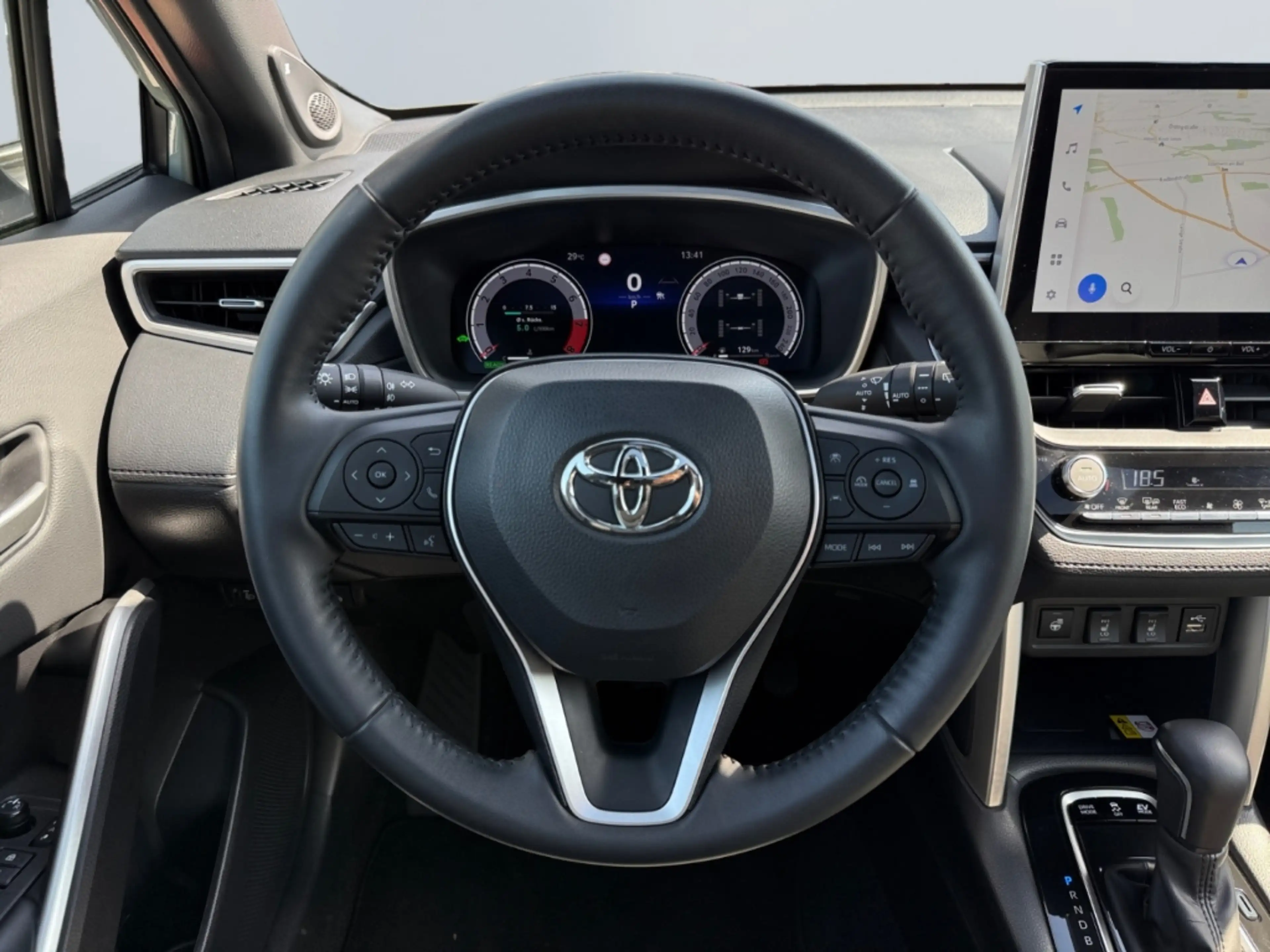 Toyota Corolla Cross 2.0 Hybrid AWD Lounge *Pano*360*JBL* — photo 12