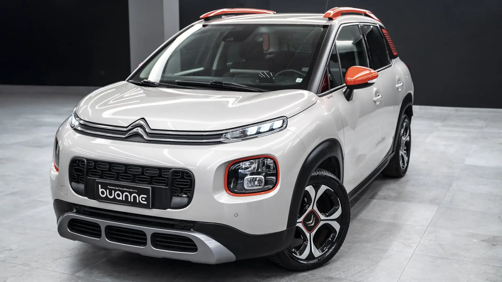 Citroen C3 Aircross 1.6 bluehdi Shine 100cv Head Up Display Argento - 1