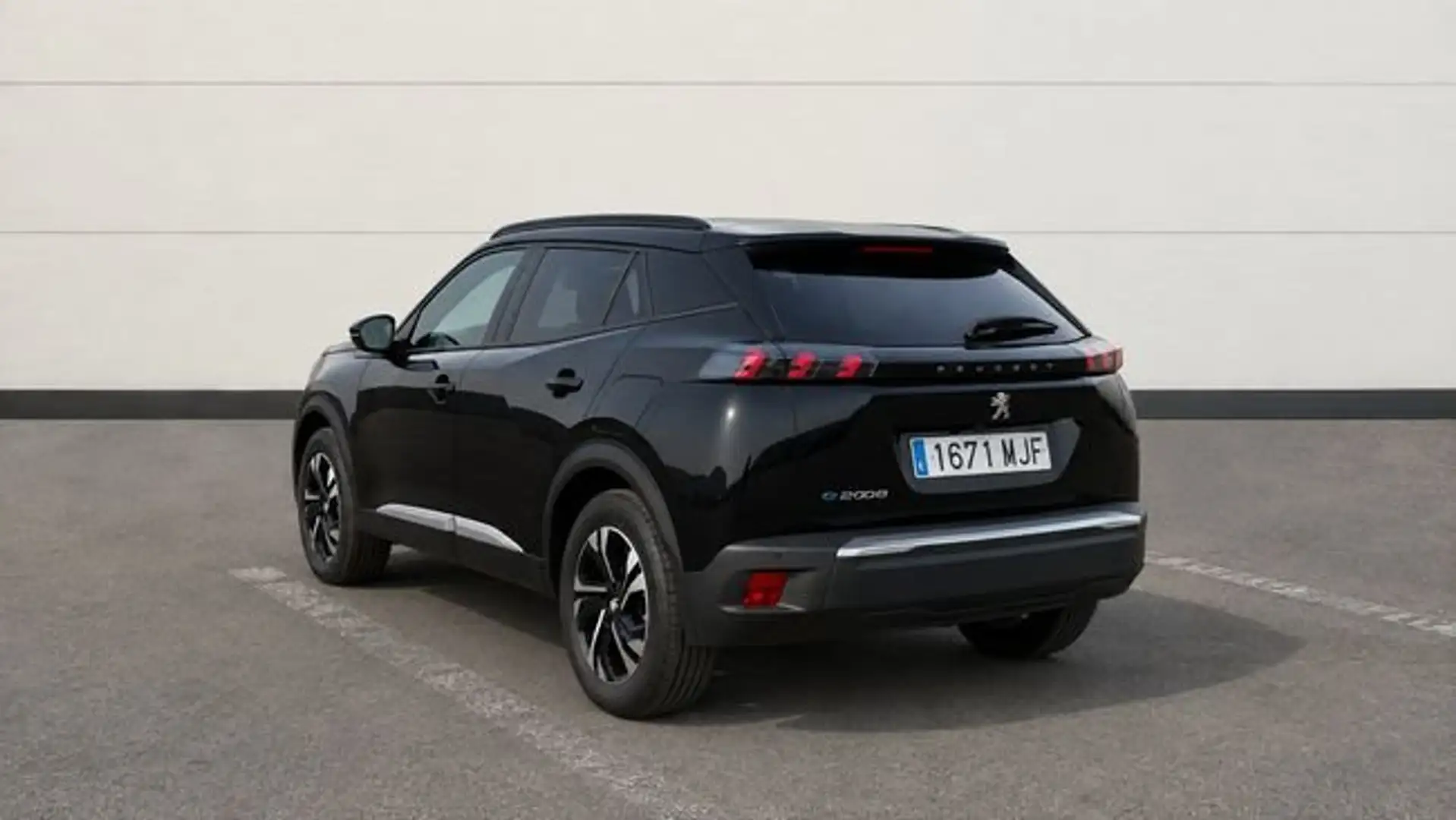 Peugeot 2008 BEV ALLURE PACK 100KW 136 5P Negro - 2
