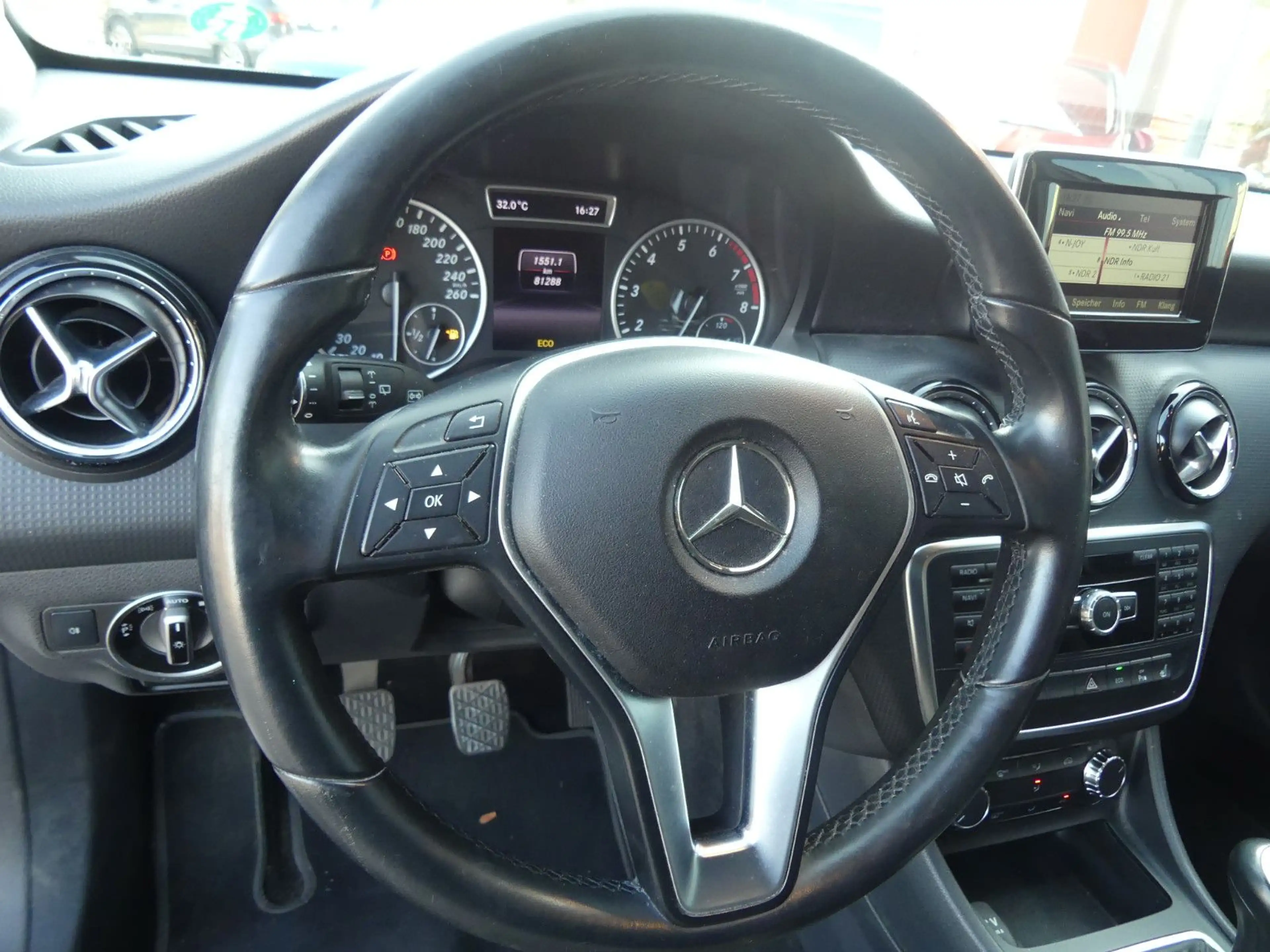 Mercedes-Benz A 180 Klima*Sitzheizung*PDC*Teilleder*ab 149€ — photo 15
