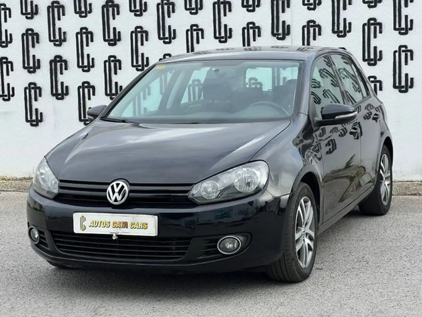 Volkswagen Golf 1.6TDI CR Advance BMT 105 Schwarz - 2