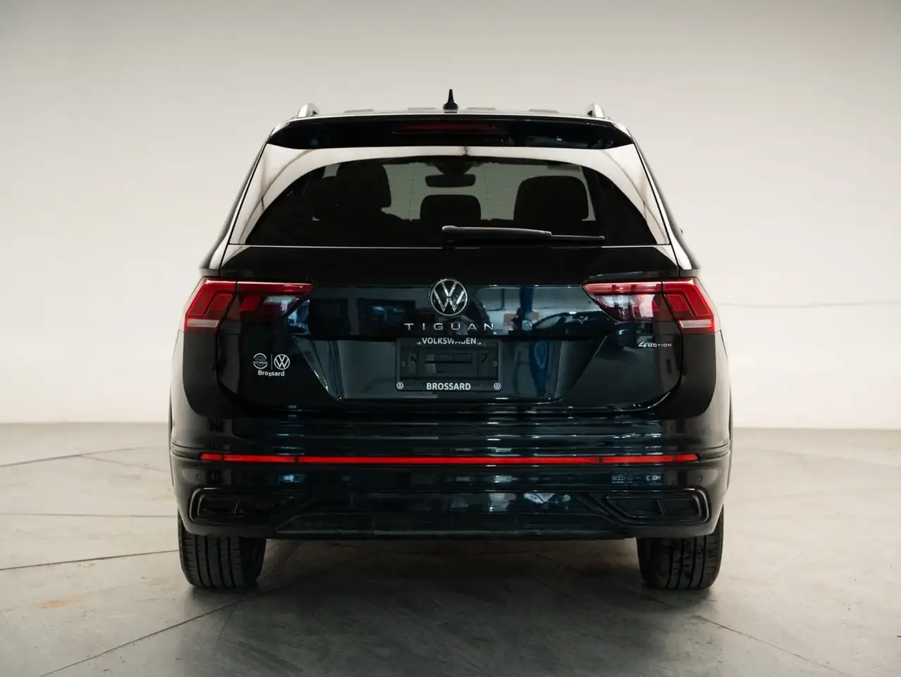 Volkswagen Tiguan photo Volkswagen Tiguan