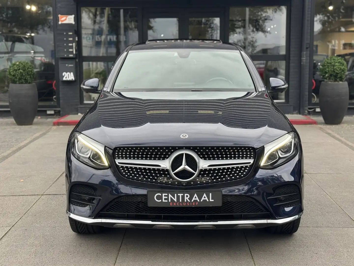 Mercedes-Benz GLC 350 Coupé 350e 4Matic AMG|Schuifdak|360Camera|Carplay| Bleu - 2