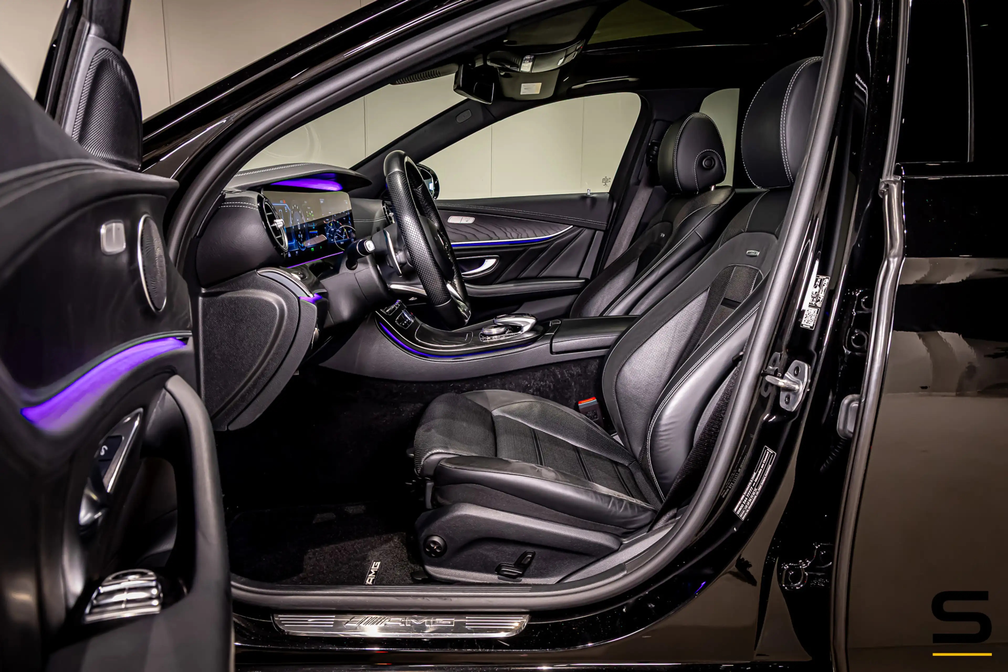 Mercedes-Benz E 53 AMG E53 4MATIC+|12 mnd gar|Pano|Nappa — photo 3