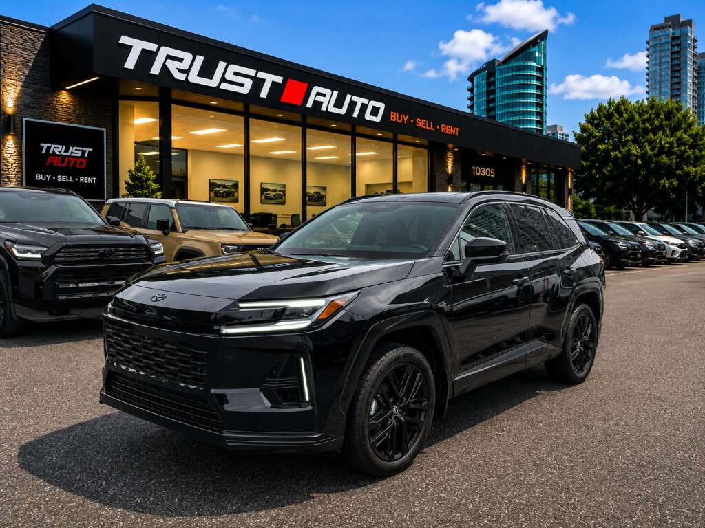2026 Toyota RAV4 LE HYBRID