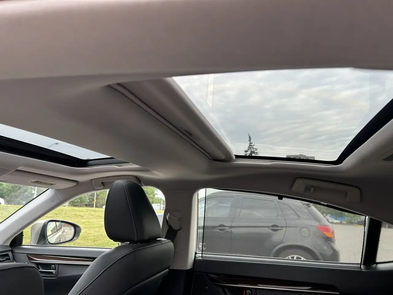 Lexus ES снимка Lexus ES