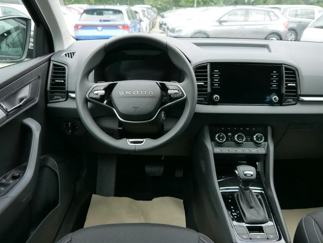 Skoda Karoq 2026 — фото 11