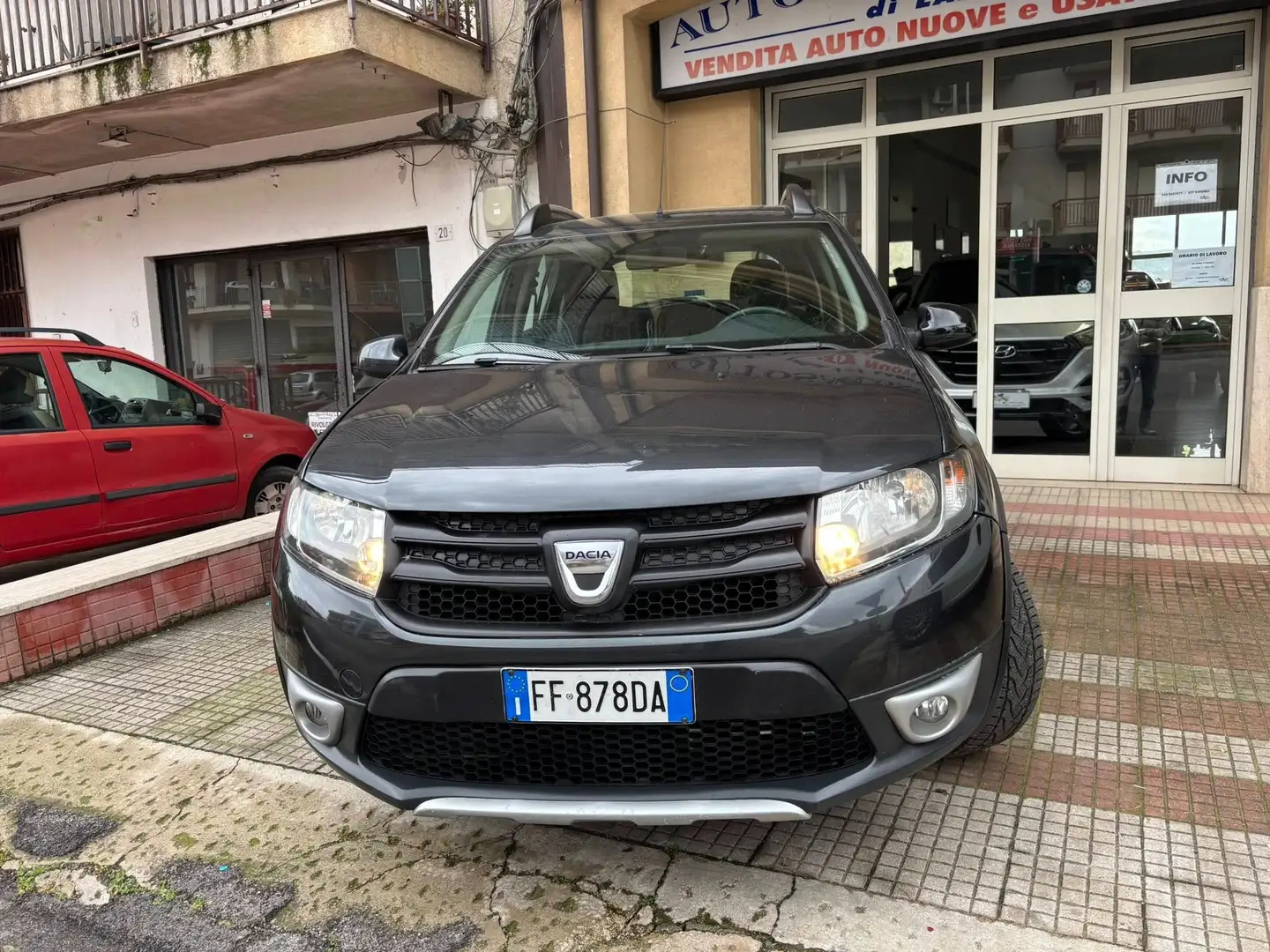 Dacia Sandero Sandero Stepway 1.5 dci (prestige) s Gris - 2