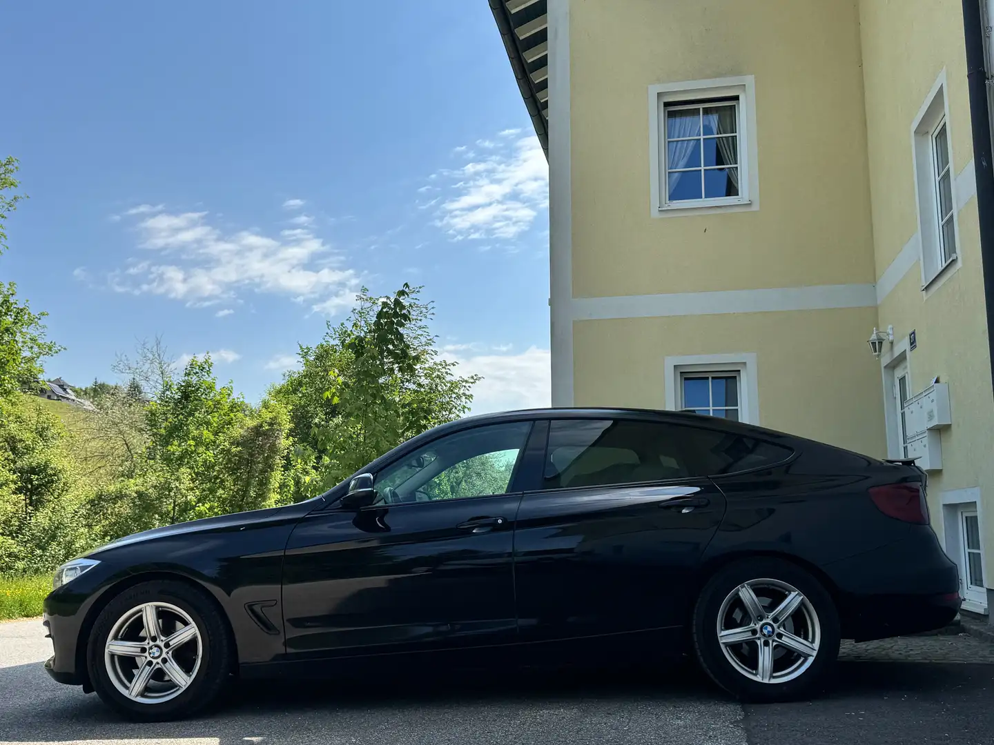 BMW 318 318d Gran Turismo Advantage - 2