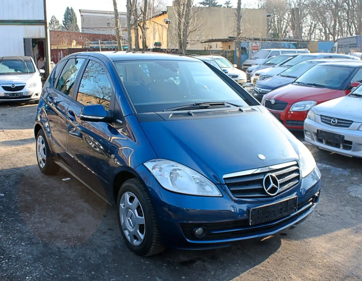 Mercedes-Benz A 180 / TÜV/AU 07/2027 Blau - 1