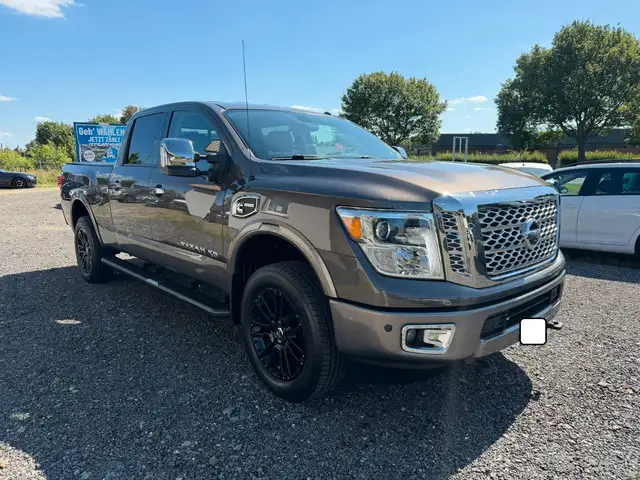 Nissan Titan XD Platinum Reserve 5.0 V8 Cummin