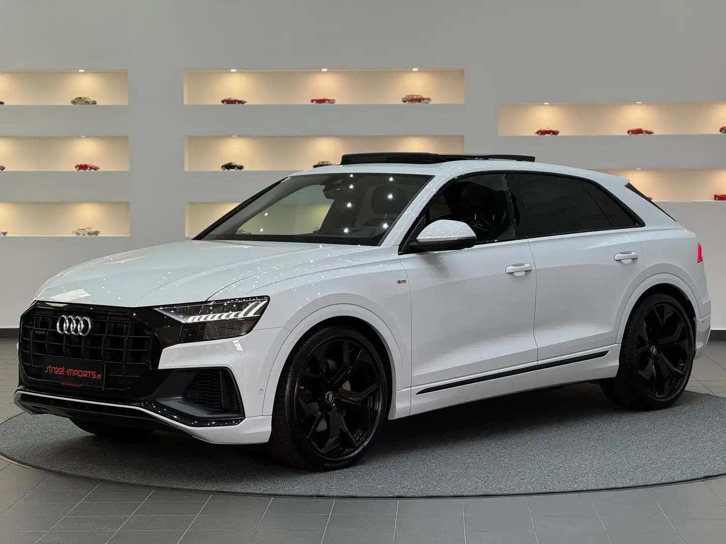 Audi Q8 50 TDI quattro *23"-Zoll RSQ8 Felgen*AHK*Luft* Weiß - 1