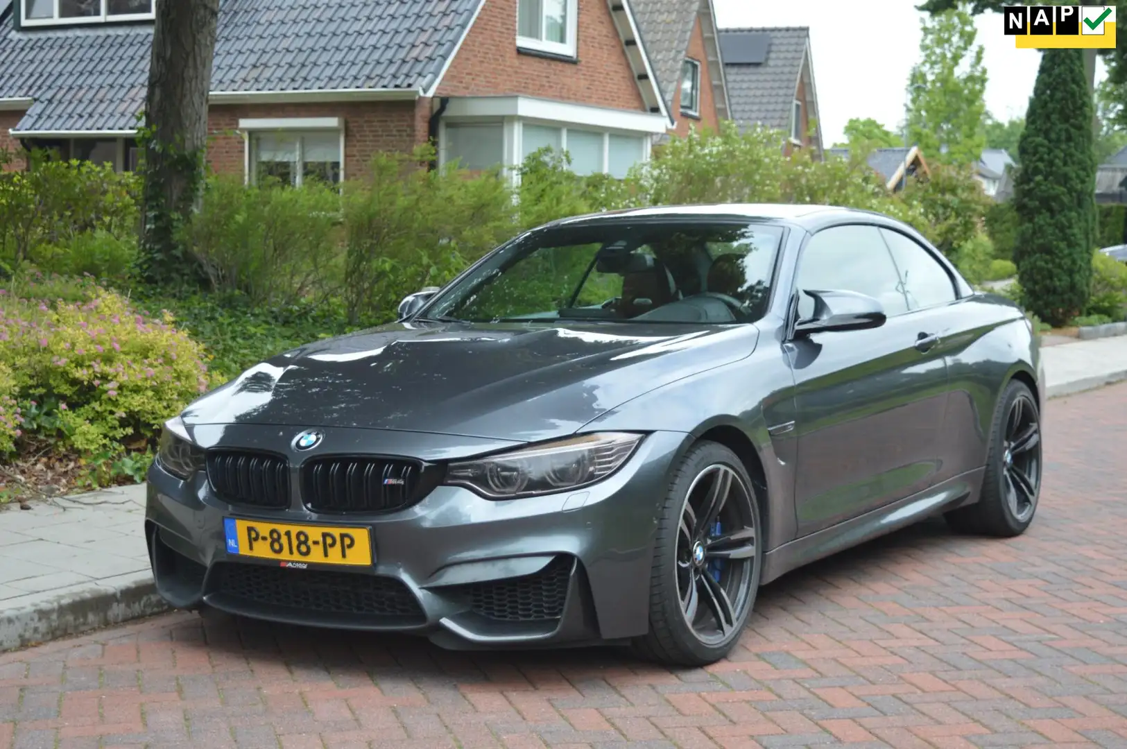 BMW M4 4-serie Cabrio H&K/airscarf/surround camera Grijs - 1