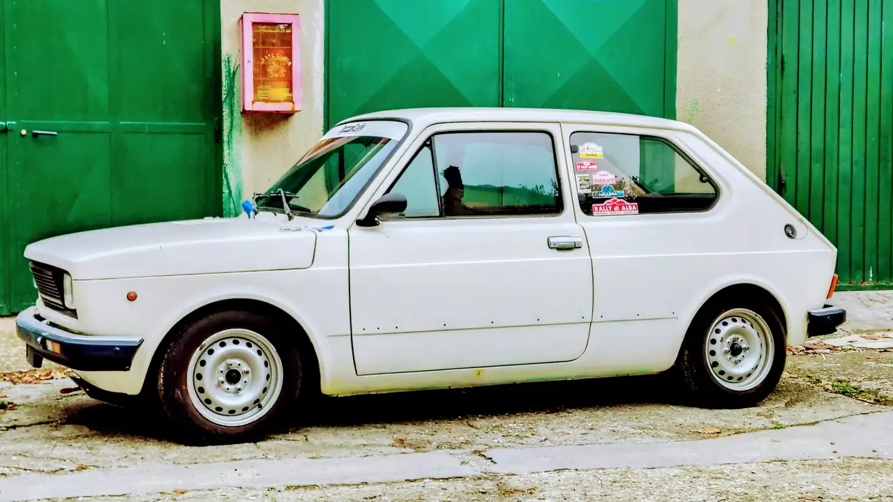 Fiat 127 2P 1050cc CL "Bauletto" 2a Serie, foto 5