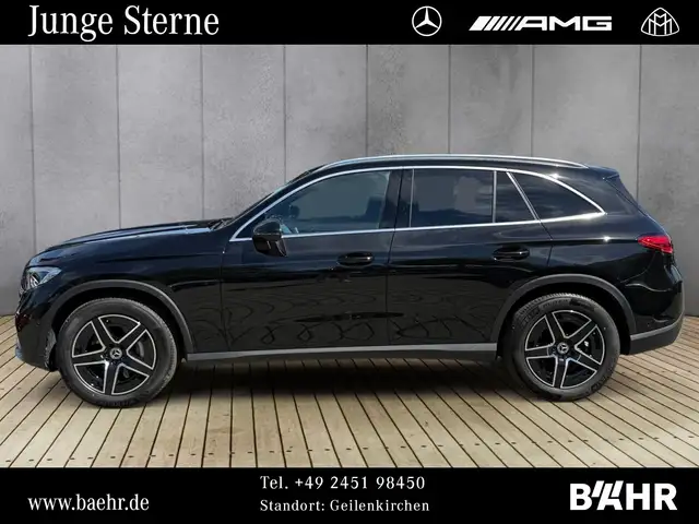 Mercedes-Benz GLC view 2