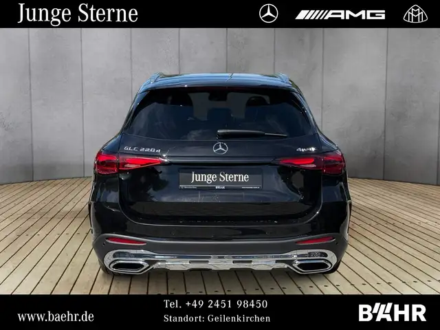 Mercedes-Benz GLC view 8