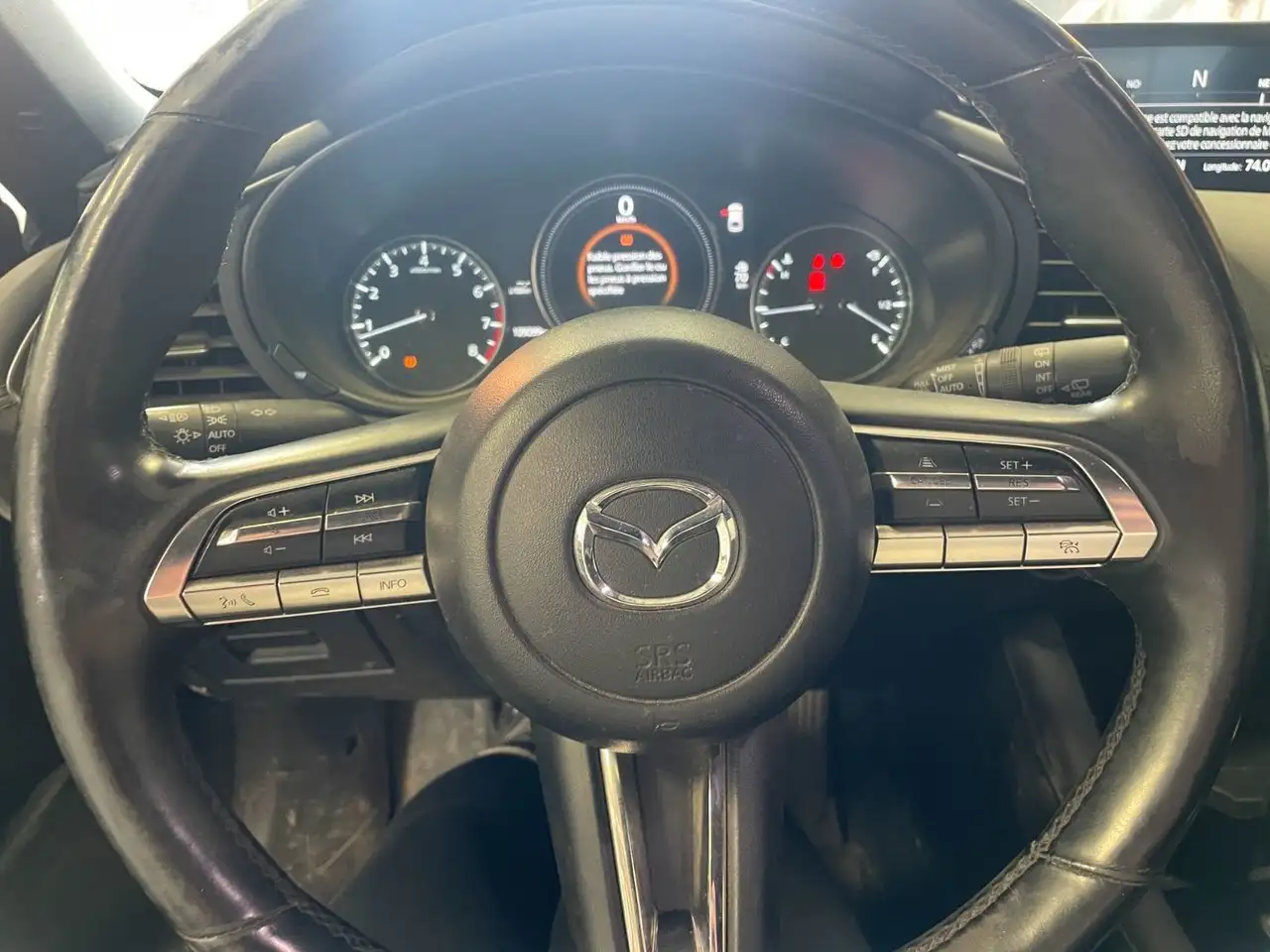 Mazda 3 снимка Mazda 3