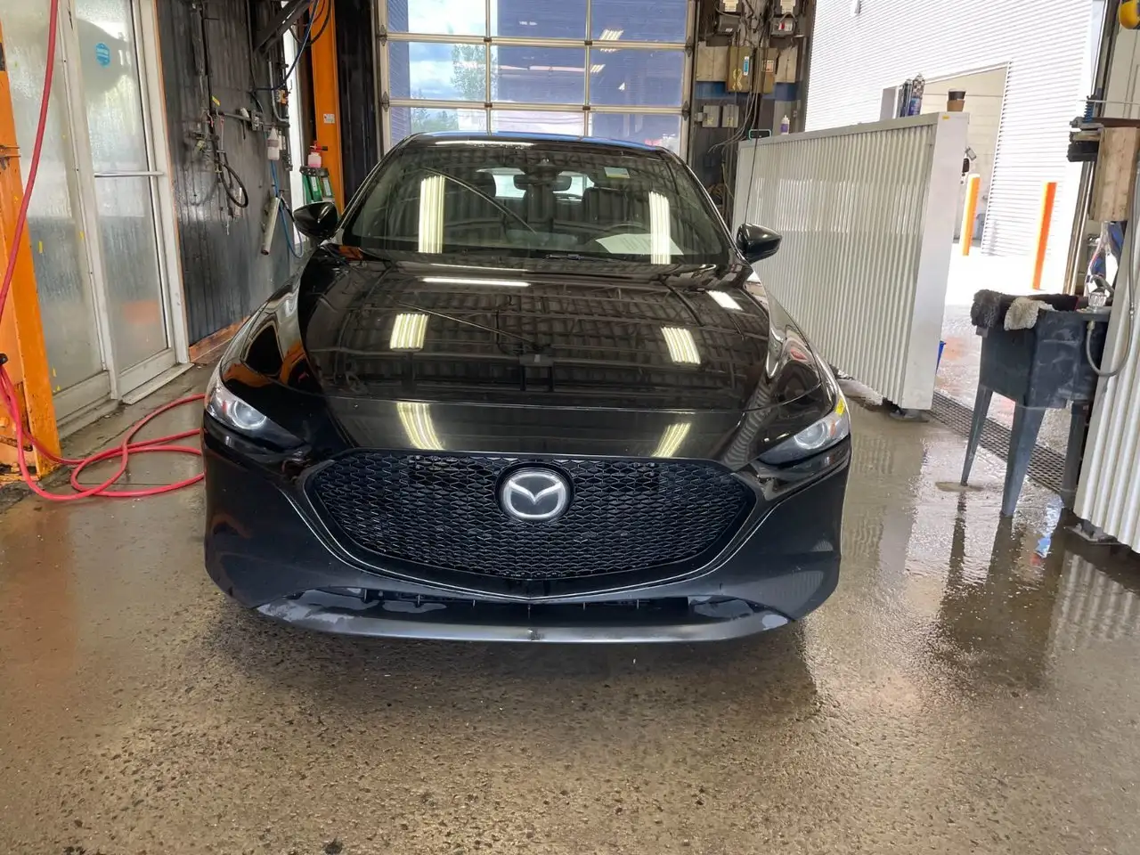 Mazda 3 снимка Mazda 3