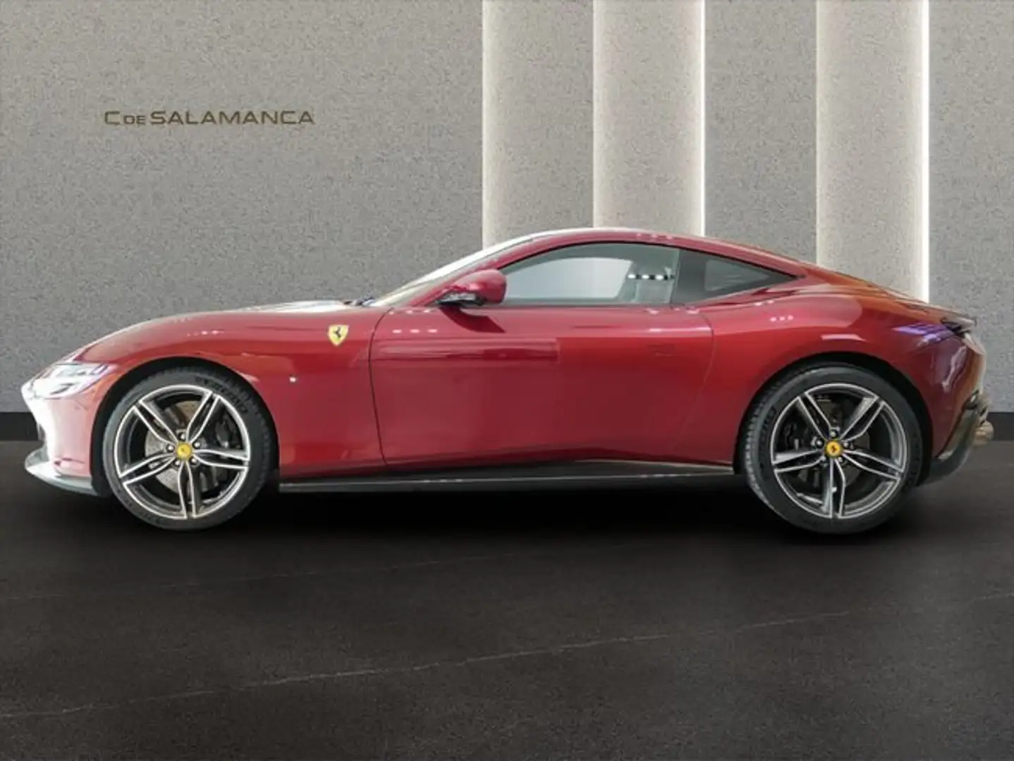 Ferrari Roma Coupé Rojo - 2