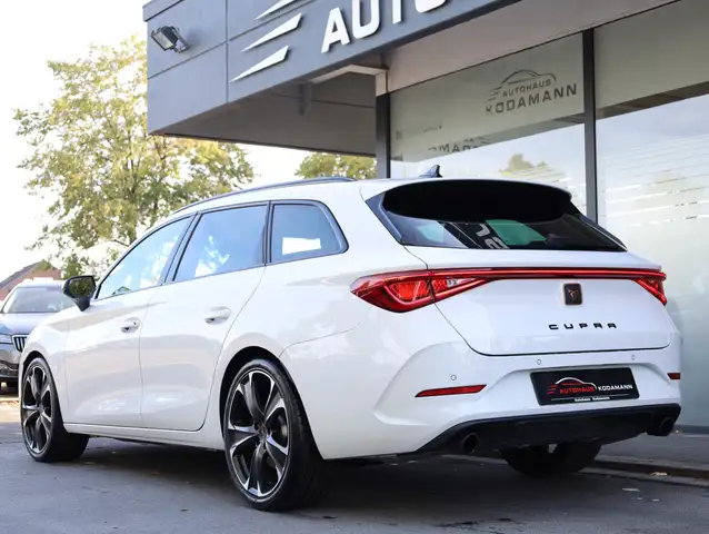 Cupra Leon view 9