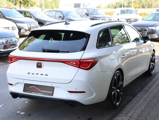 Cupra Leon view 11