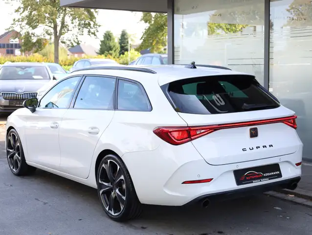 Cupra Leon view 8