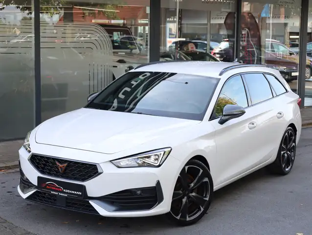 Cupra Leon view 2