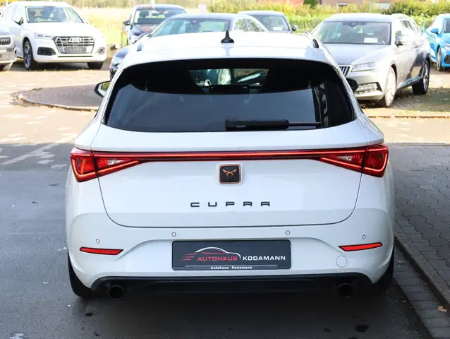 Cupra Leon view 10