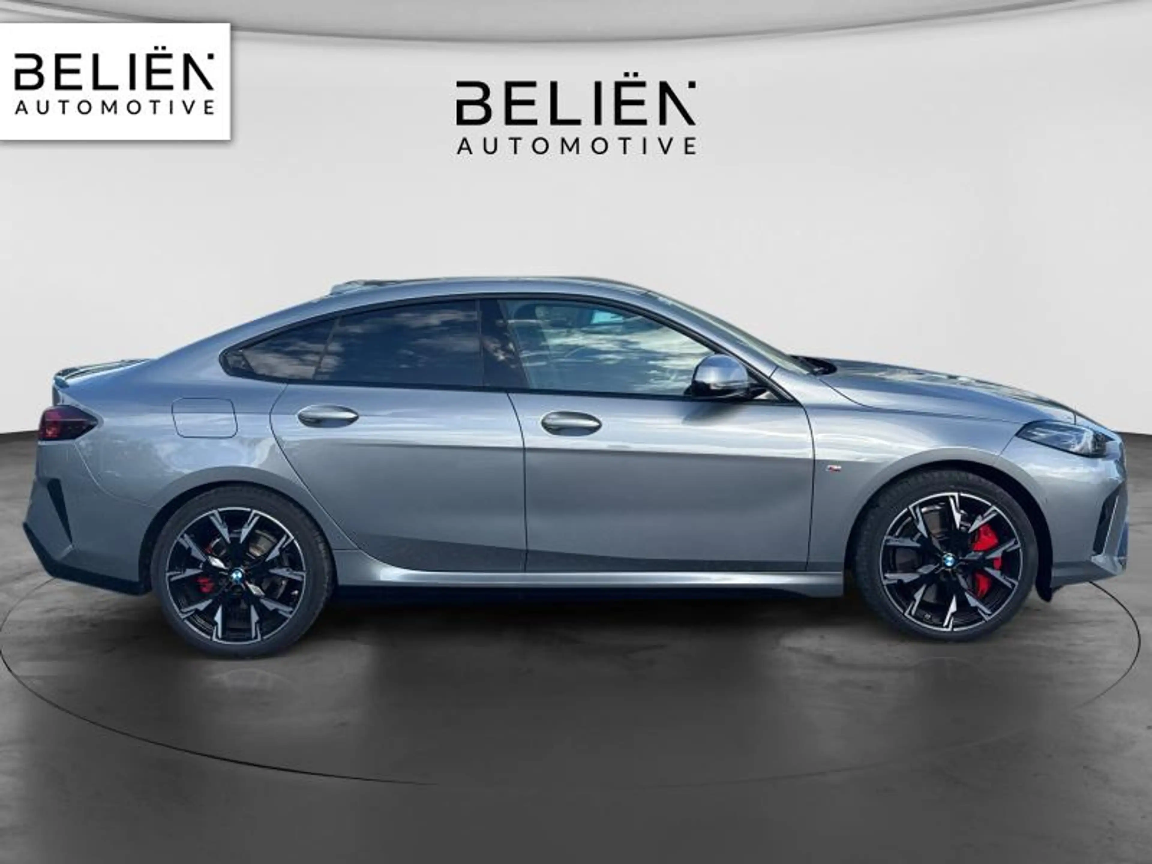 BMW 216 Gran Coupé — photo 6
