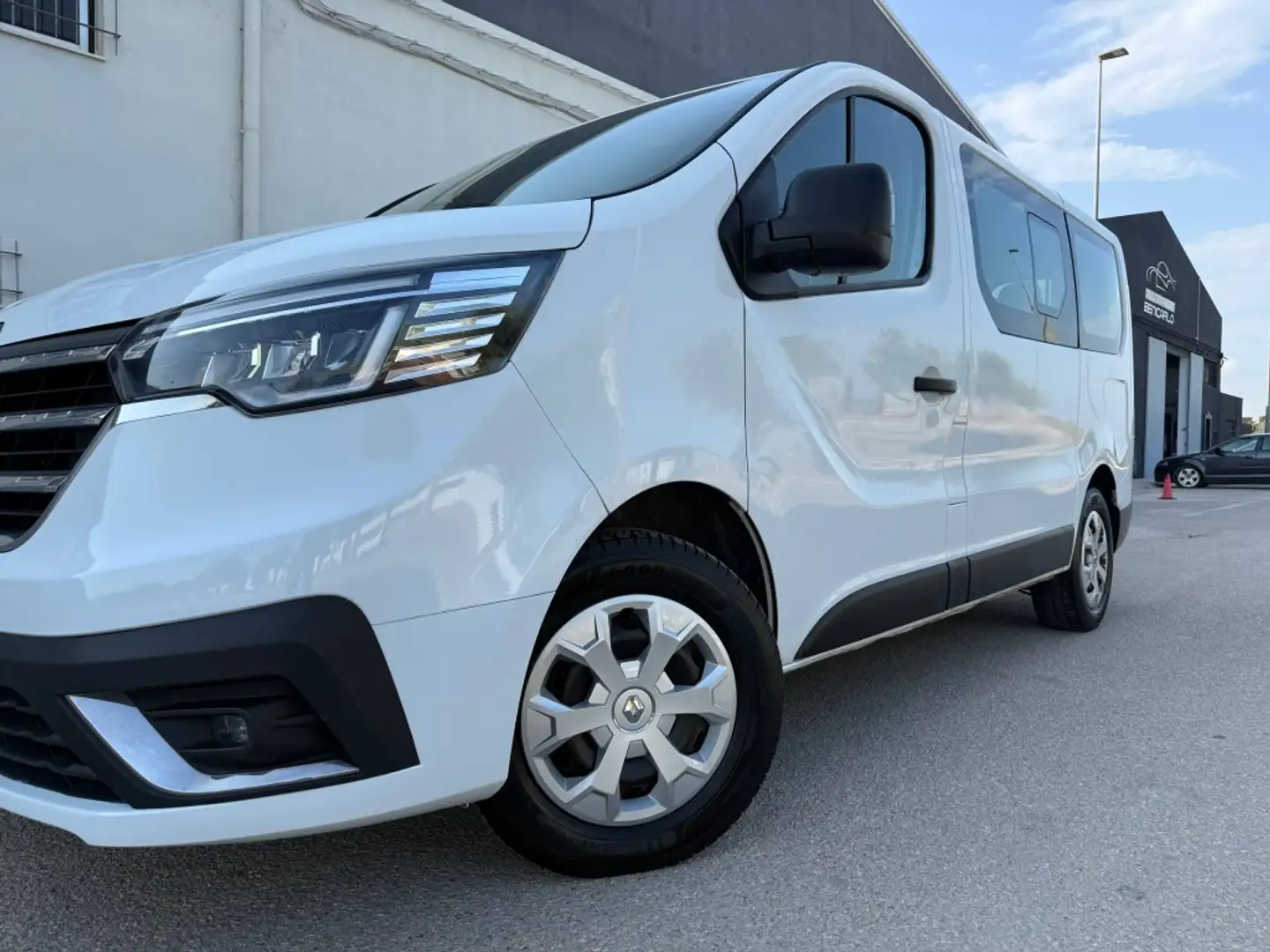 Renault Trafic Combi 9 2.0dCi Energy Blue 88kW Blanco - 2