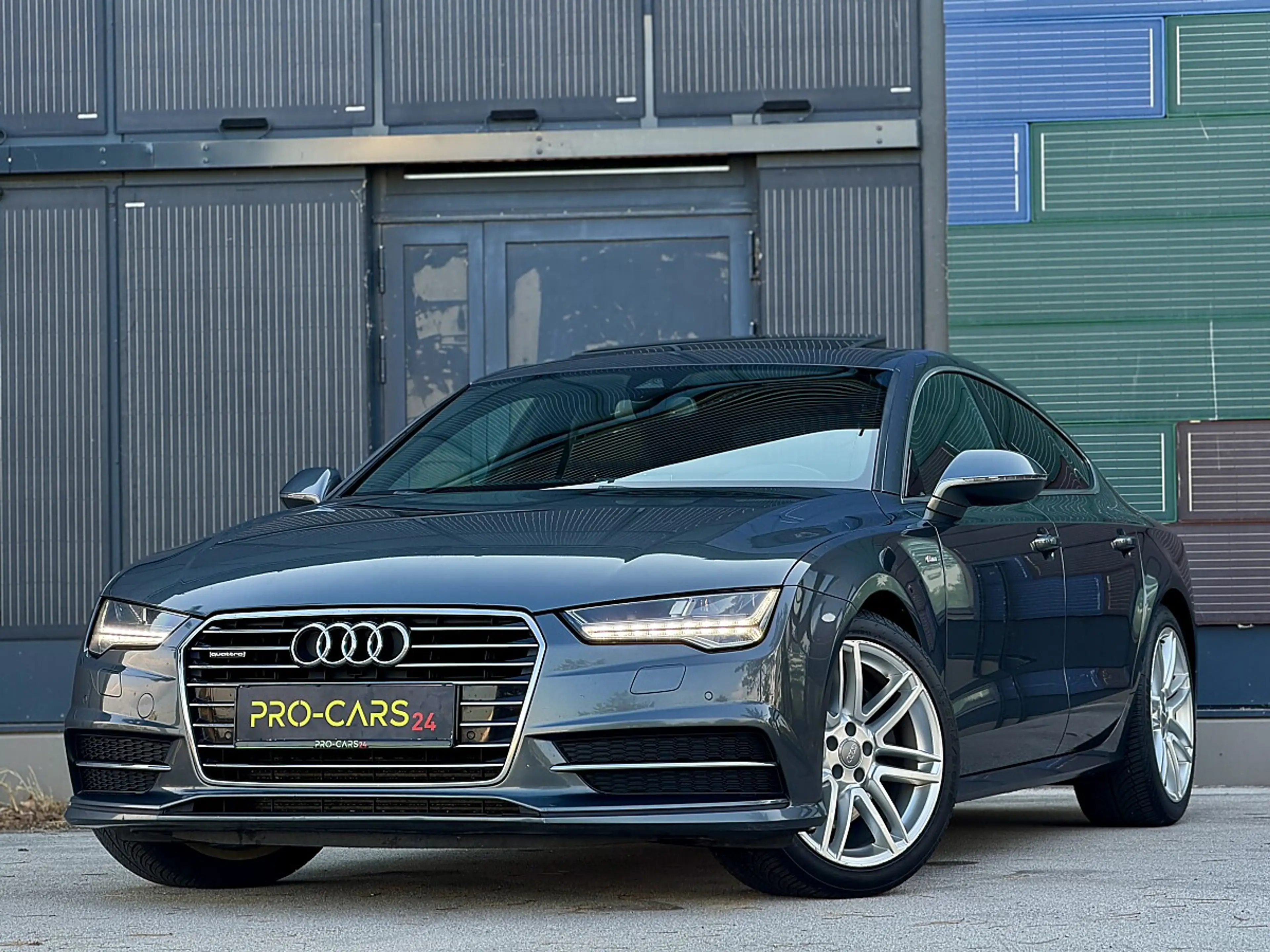Audi A7 Sportback 3,0 TDI Sport quattro S-tronic — photo 12