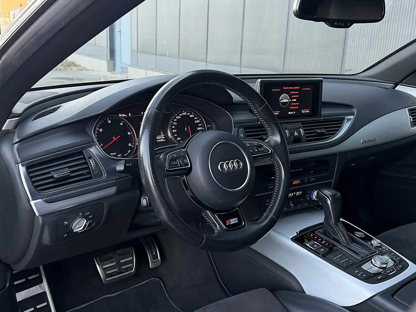 Audi A7 Sportback 3,0 TDI Sport quattro S-tronic Grau - 2