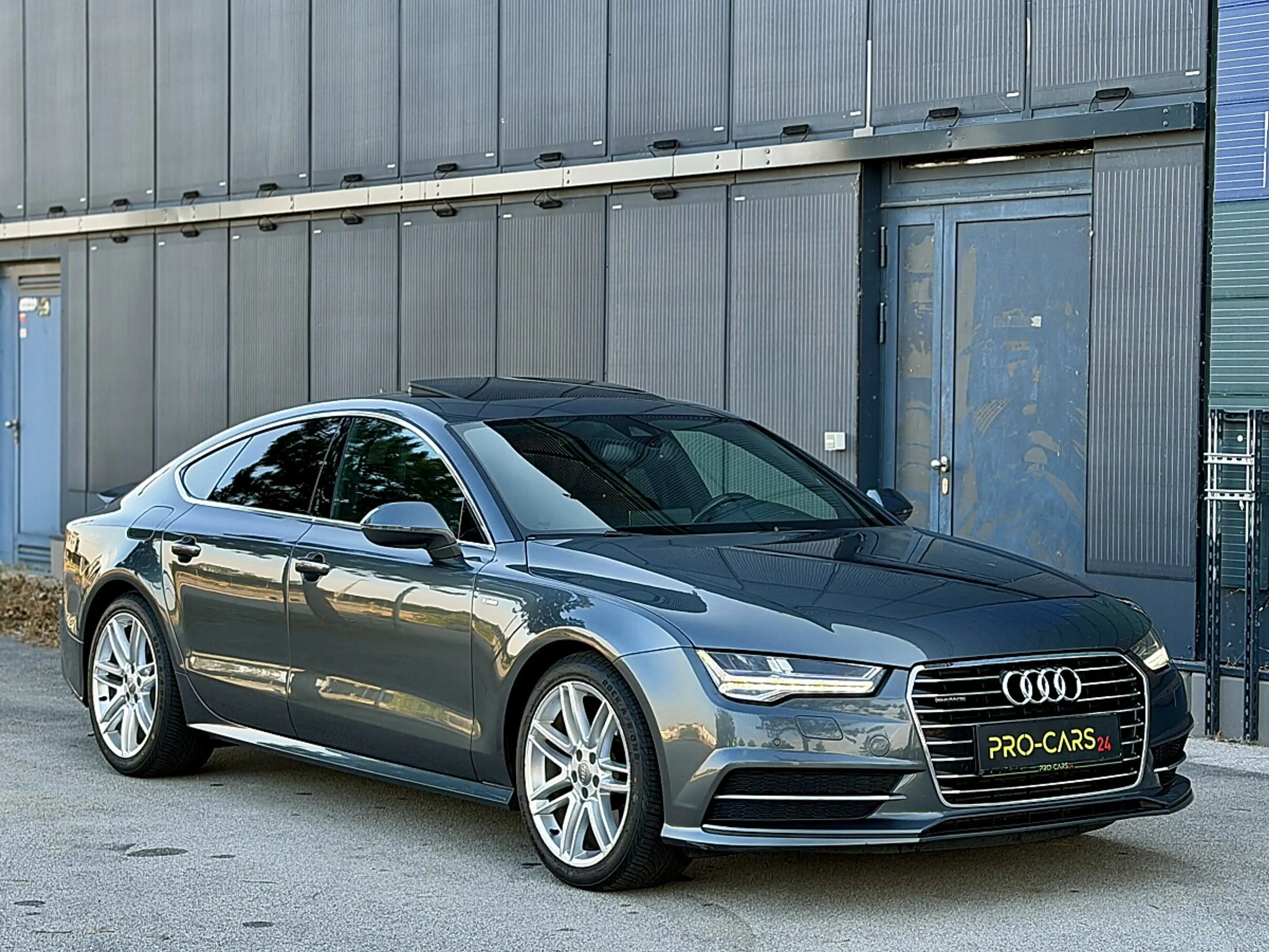 Audi A7 Sportback 3,0 TDI Sport quattro S-tronic — photo 9