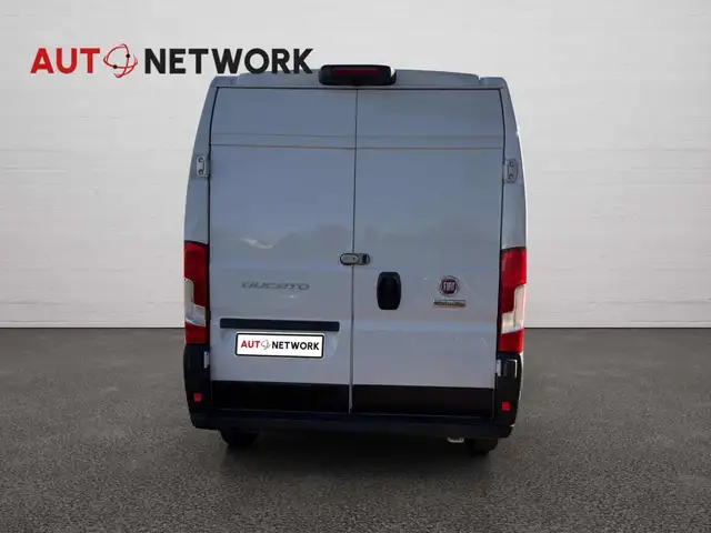Fiat Ducato view 6