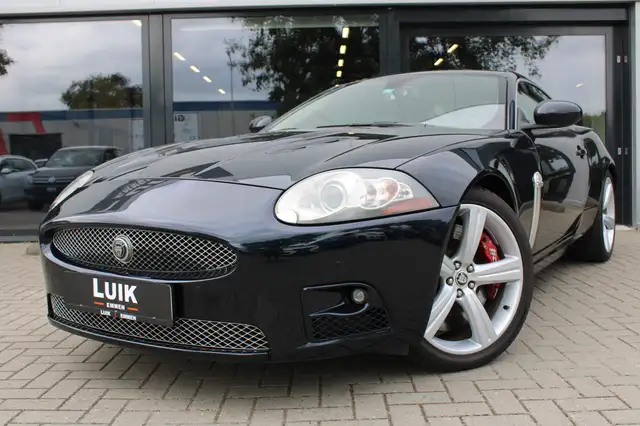 Jaguar XKR 4.2 V8 Coupé YOUNGTIMER + LEDER + BOWERS & WILKINS
