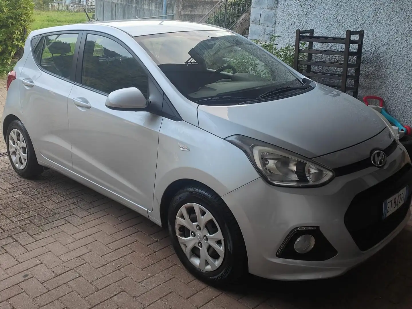 Hyundai i10 i10 1.0 bluedrive Argento - 2