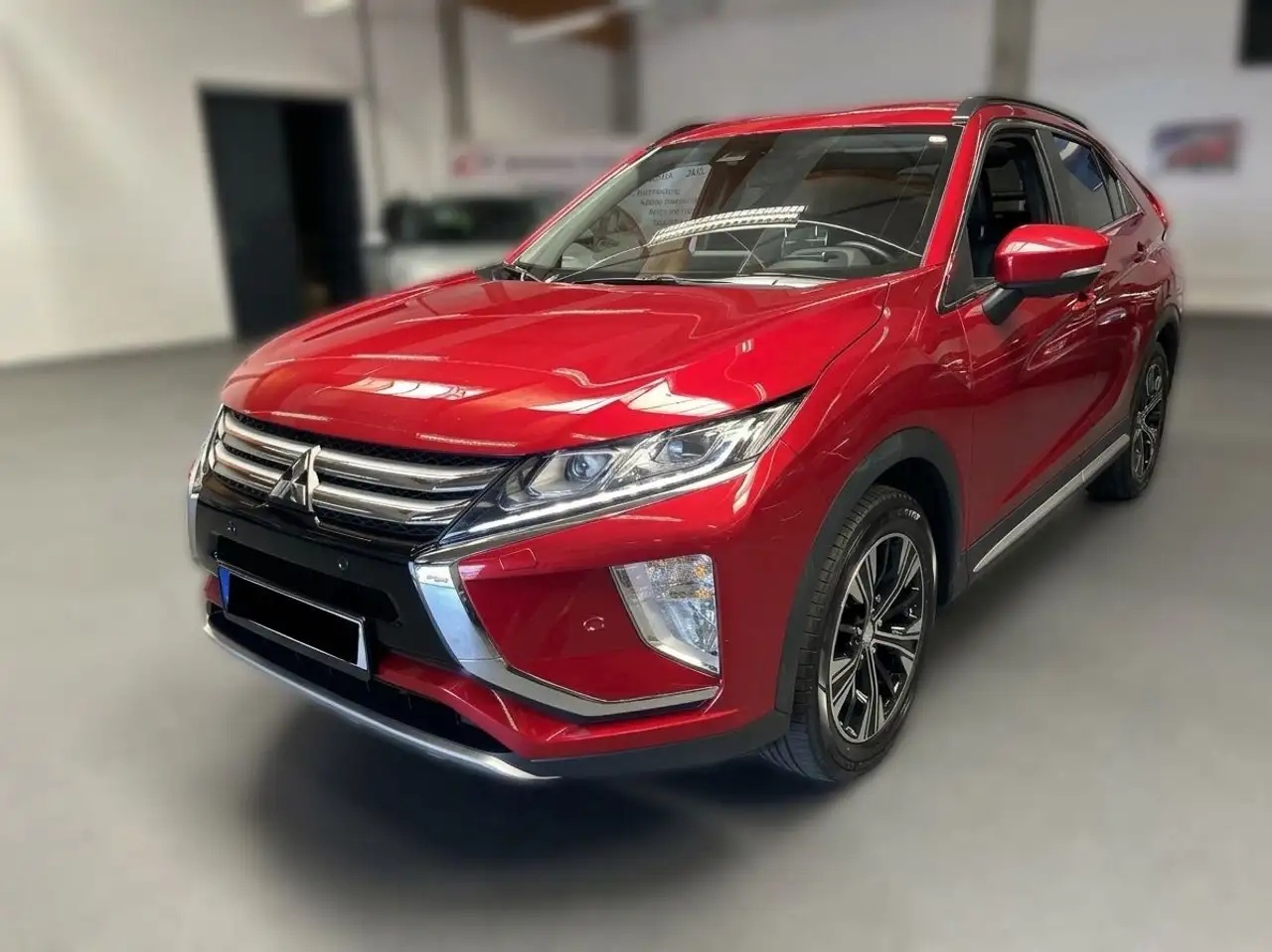 Mitsubishi Eclipse Cross 1.5 T-MIVEC Top 4WD Automatik|LED — photo 1 of 18